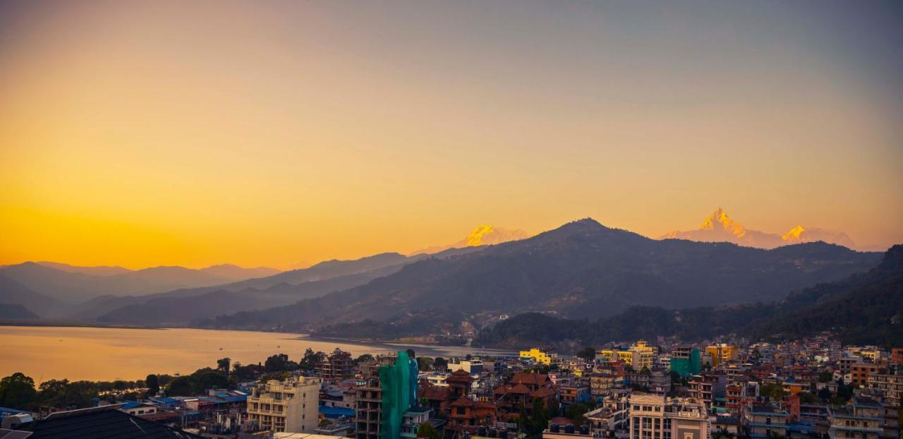 Hotel Shaara Pokhara Kültér fotó