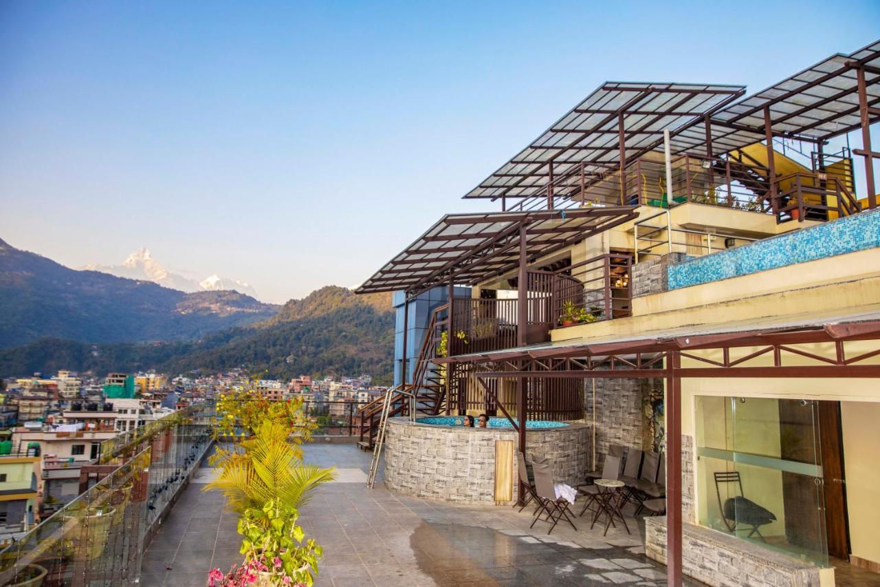 Hotel Shaara Pokhara Kültér fotó