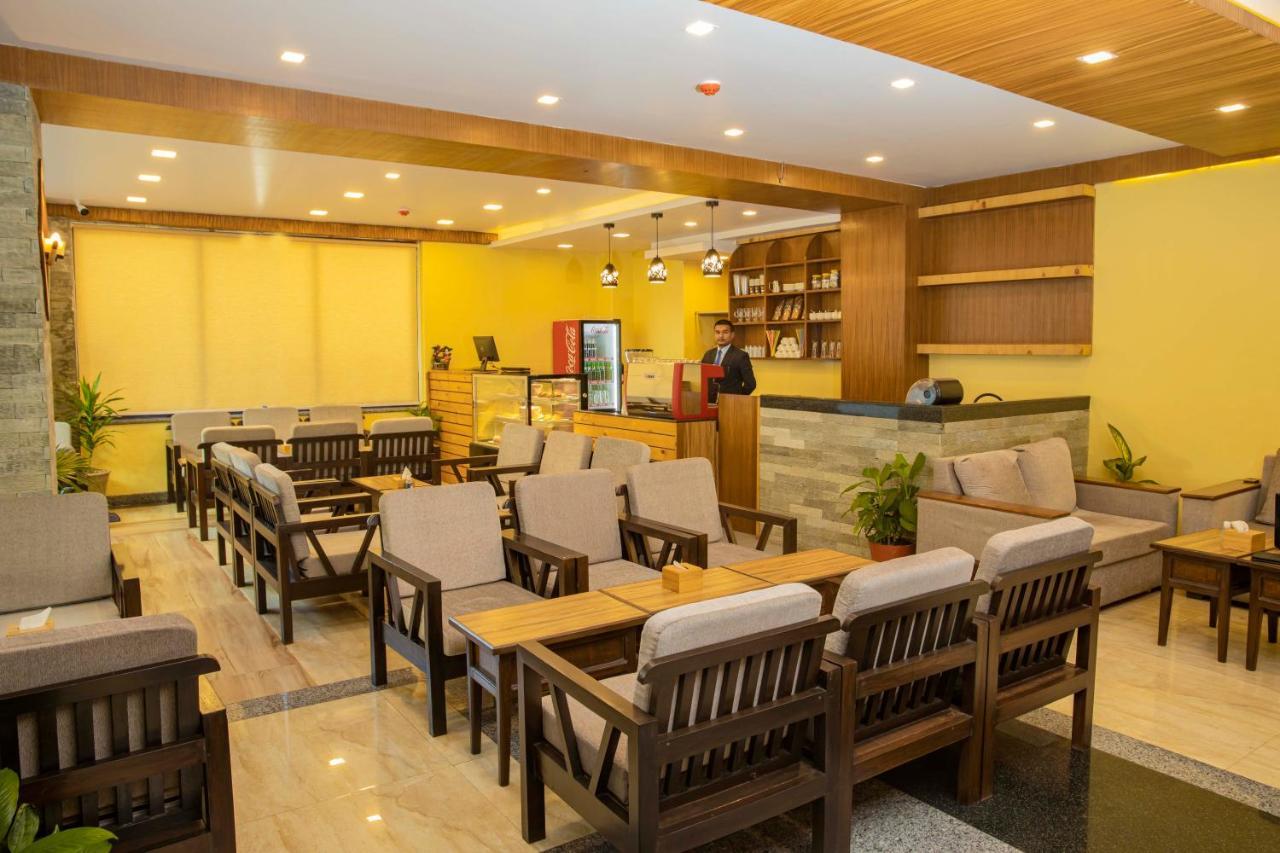 Hotel Shaara Pokhara Kültér fotó