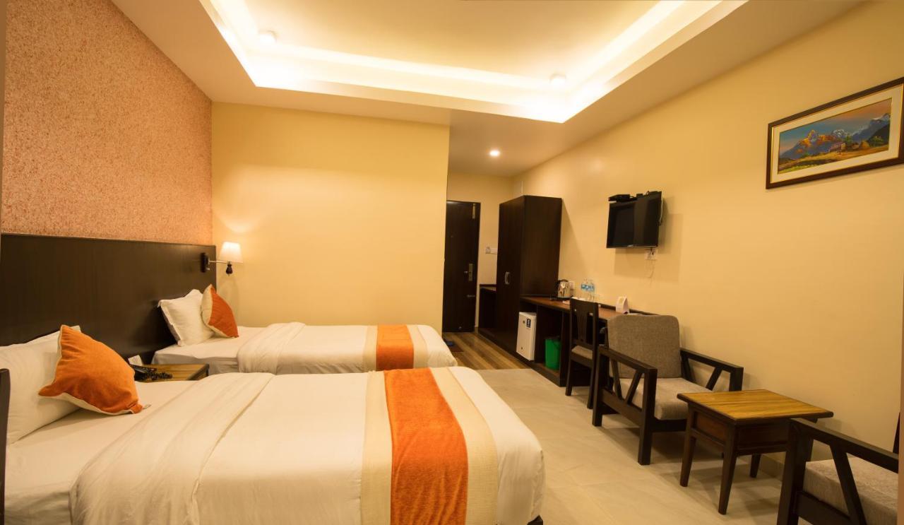 Hotel Shaara Pokhara Kültér fotó