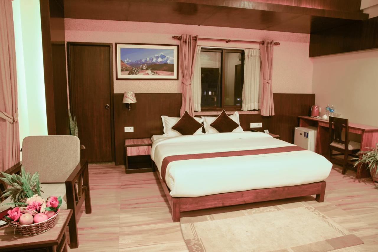 Hotel Shaara Pokhara Kültér fotó