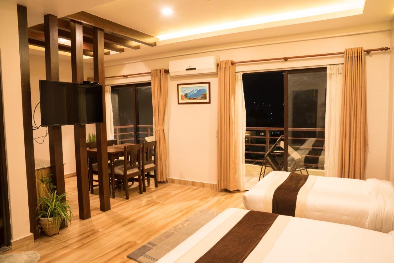 Hotel Shaara Pokhara Kültér fotó