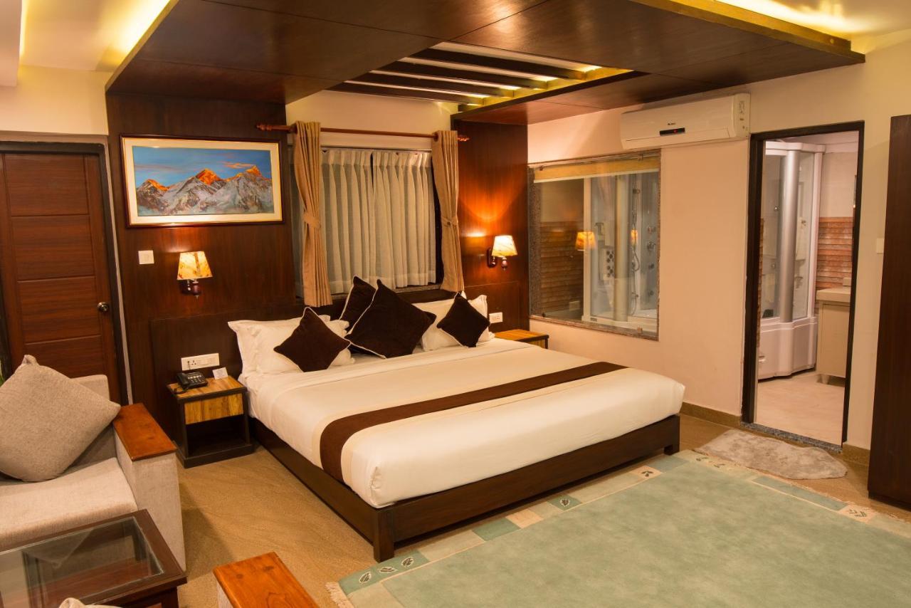 Hotel Shaara Pokhara Kültér fotó