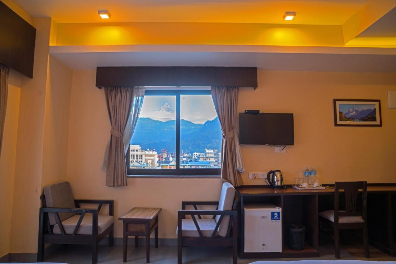 Hotel Shaara Pokhara Kültér fotó