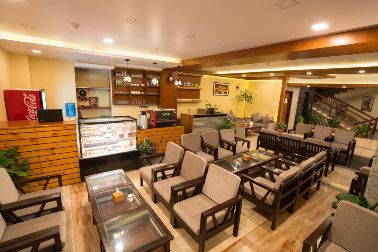 Hotel Shaara Pokhara Kültér fotó