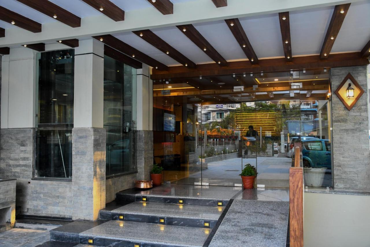 Hotel Shaara Pokhara Kültér fotó